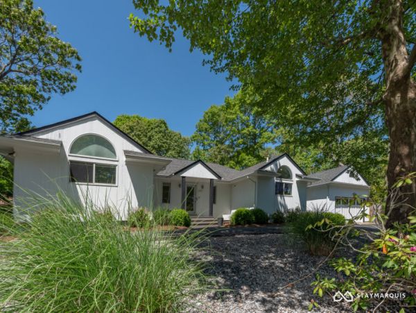Hamptons Home 1020335