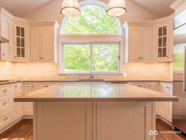 Hamptons Home 1020335