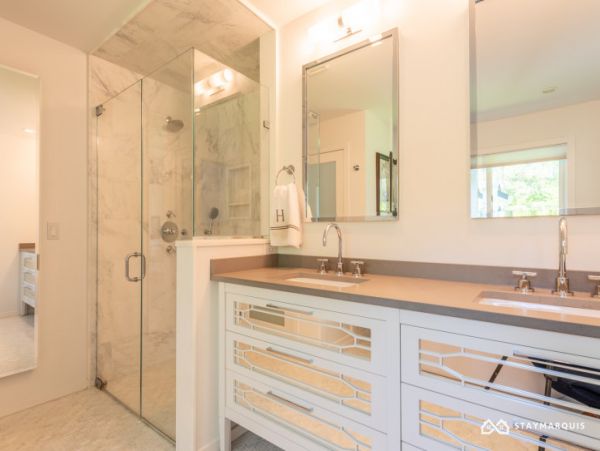 Hamptons Home 1020335