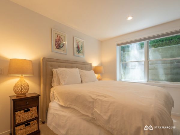 Hamptons Home 1020335