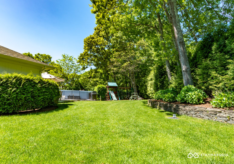 Hamptons Home 1020335