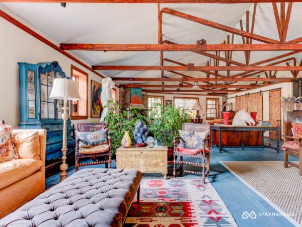 Hamptons Home 1020336