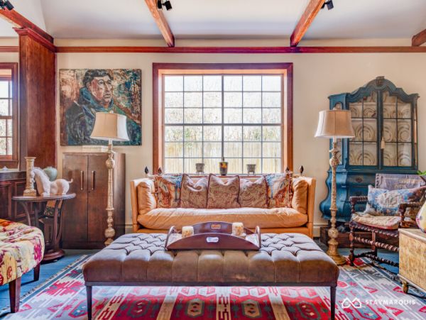 Hamptons Home 1020336