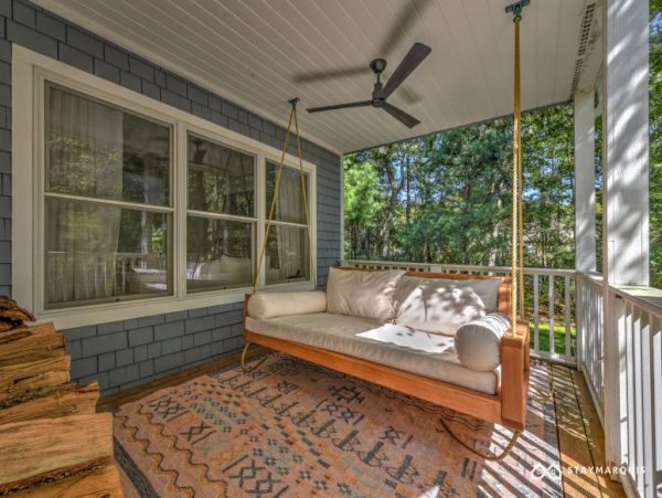Hamptons Home 1020338