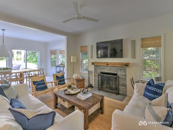 Hamptons Home 1020338