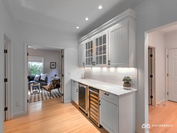 Hamptons Home 1020338