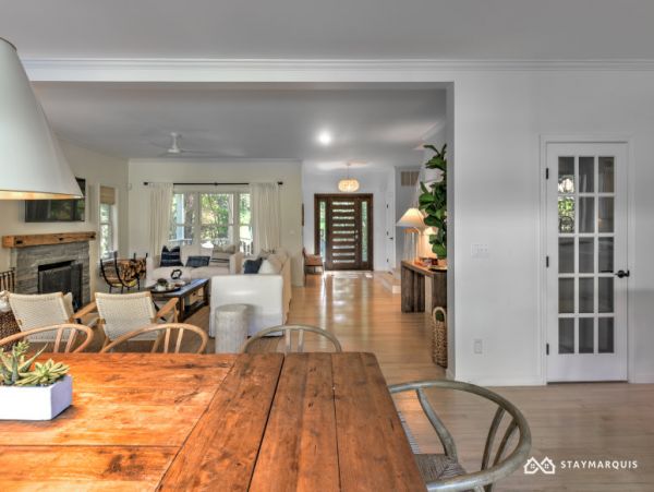 Hamptons Home 1020338