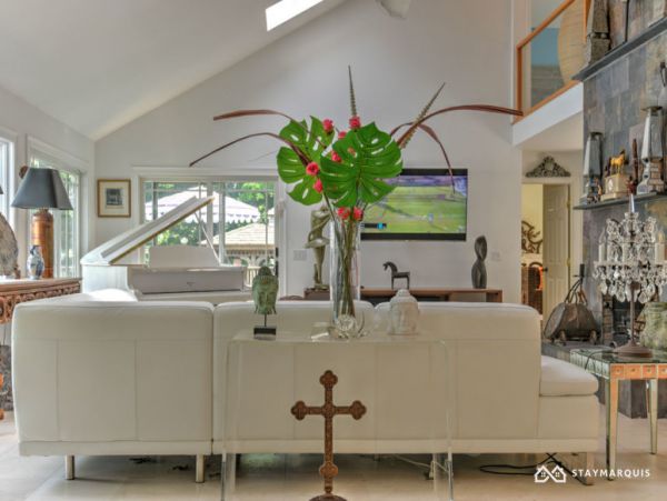 Hamptons Home 1020339
