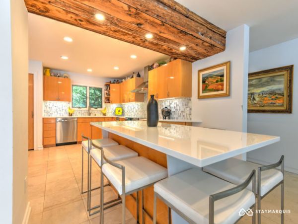 Hamptons Home 1020339