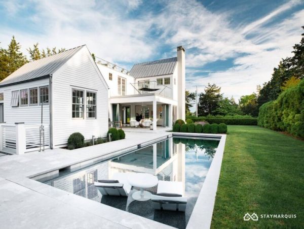 Hamptons Home 1020340