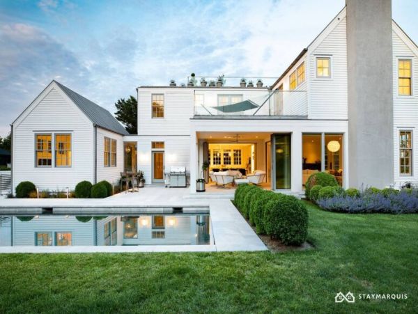 Hamptons Home 1020340