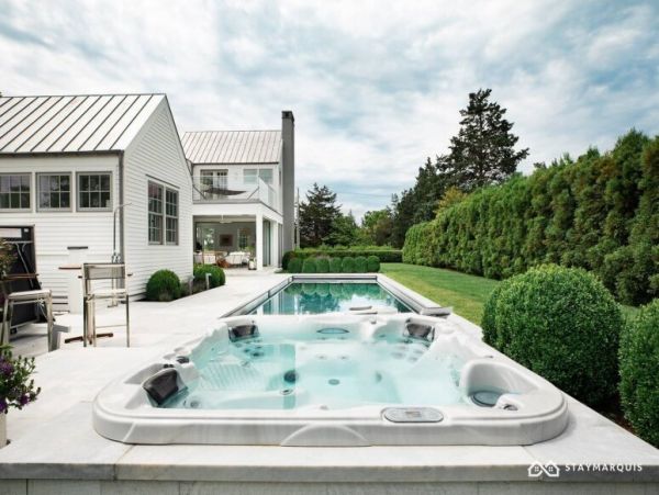 Hamptons Home 1020340