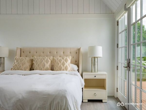 Hamptons Home 1020340