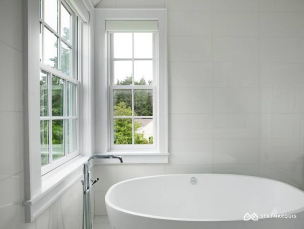 Hamptons Home 1020340