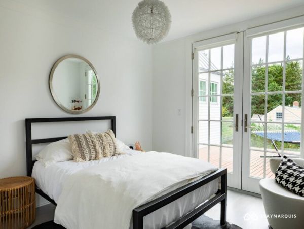 Hamptons Home 1020340