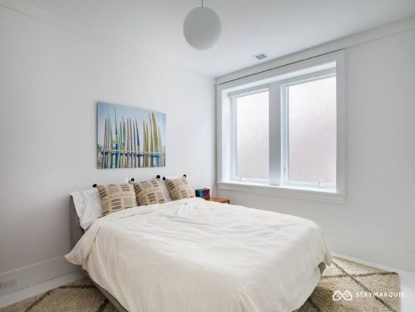 Hamptons Home 1020340
