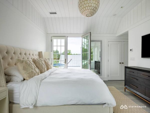 Hamptons Home 1020340