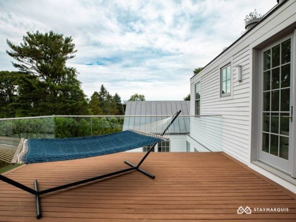 Hamptons Home 1020340