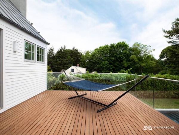 Hamptons Home 1020340