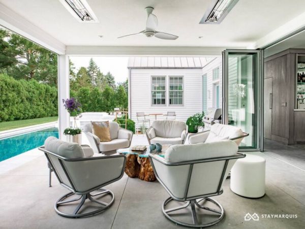 Hamptons Home 1020340
