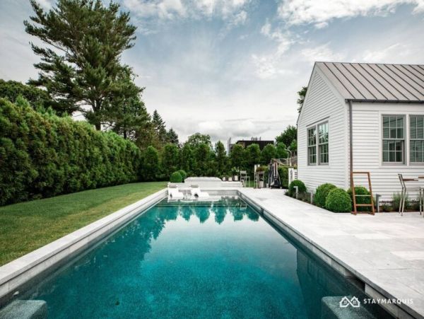 Hamptons Home 1020340