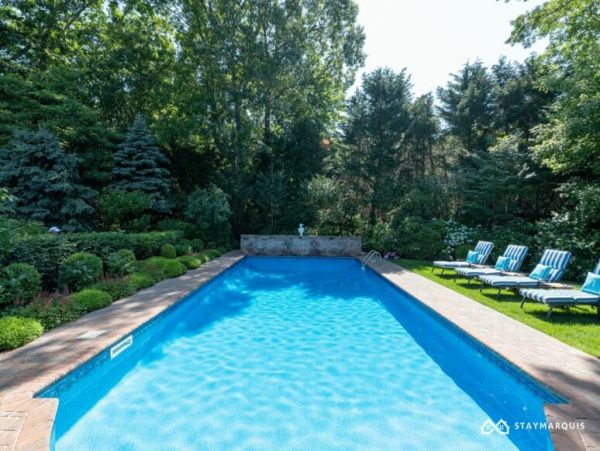 Hamptons Home 1020341