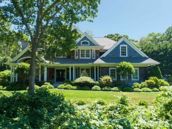 Hamptons Home 1020341
