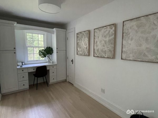Hamptons Home 1020341