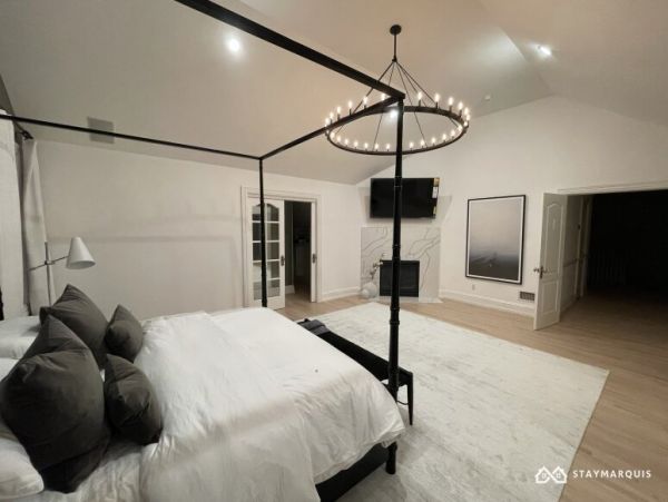 Hamptons Home 1020341