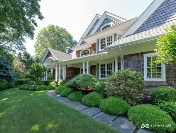 Hamptons Home 1020341
