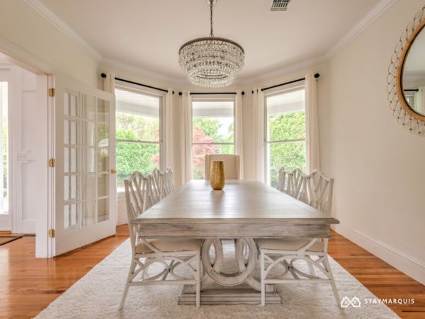 Hamptons Home 1020342