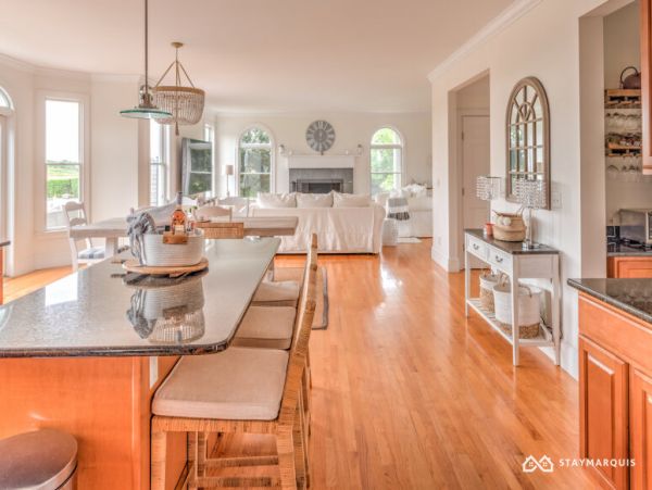 Hamptons Home 1020342