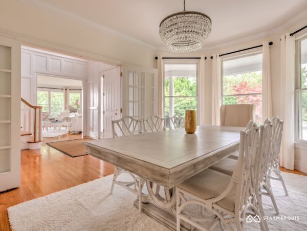 Hamptons Home 1020342