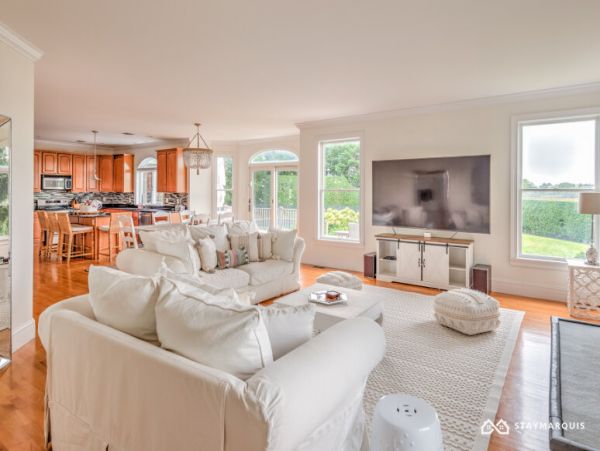Hamptons Home 1020342