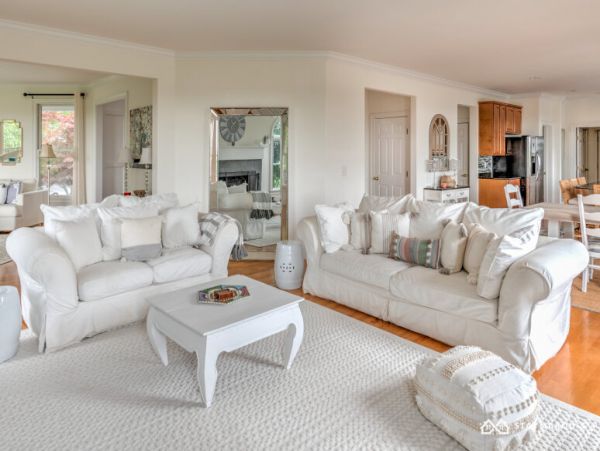 Hamptons Home 1020342