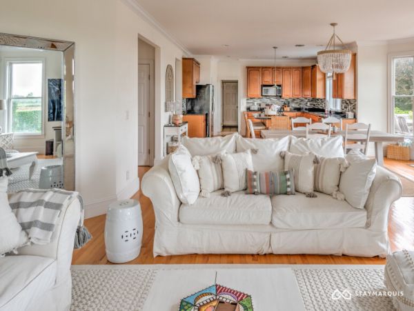 Hamptons Home 1020342