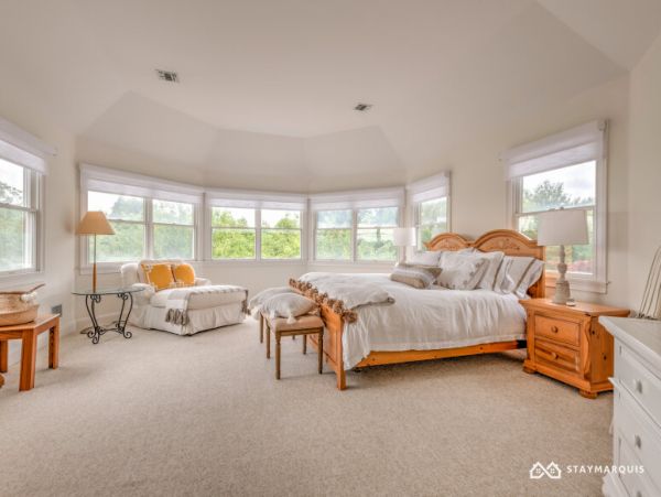 Hamptons Home 1020342
