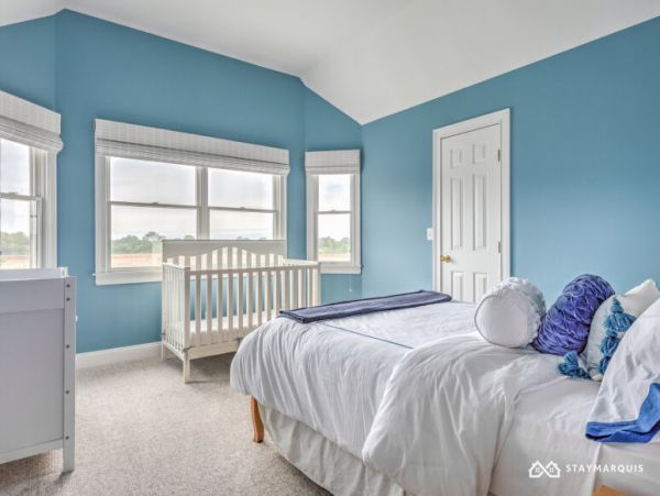 Hamptons Home 1020342
