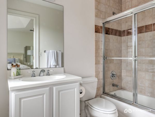 Hamptons Home 1020342
