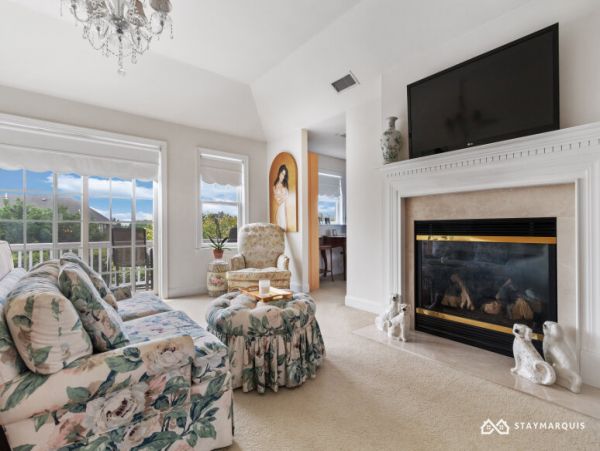 Hamptons Home 1020343