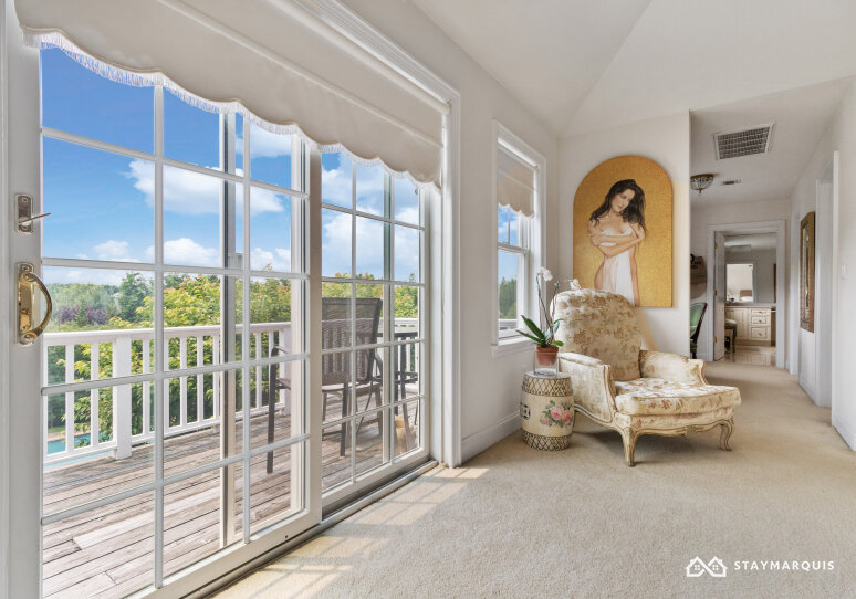 Hamptons Home 1020343