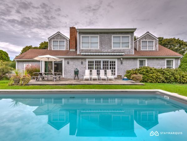 Hamptons Home 1020344