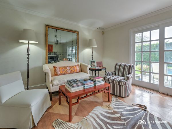 Hamptons Home 1020344