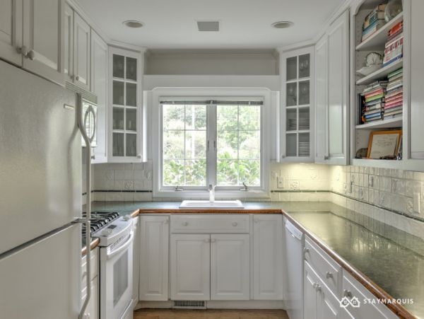 Hamptons Home 1020344