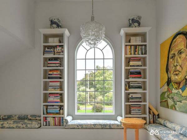 Hamptons Home 1020344