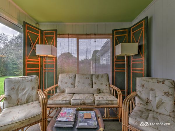 Hamptons Home 1020344