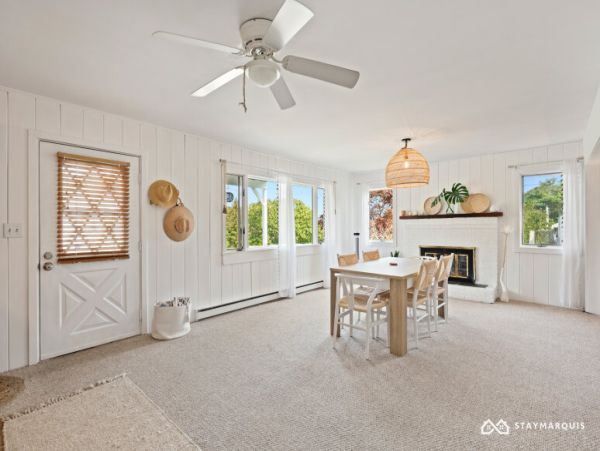 Hamptons Home 1020345