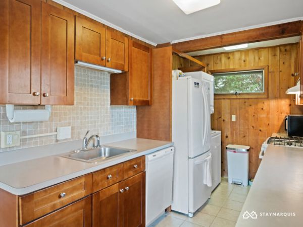 Hamptons Home 1020345