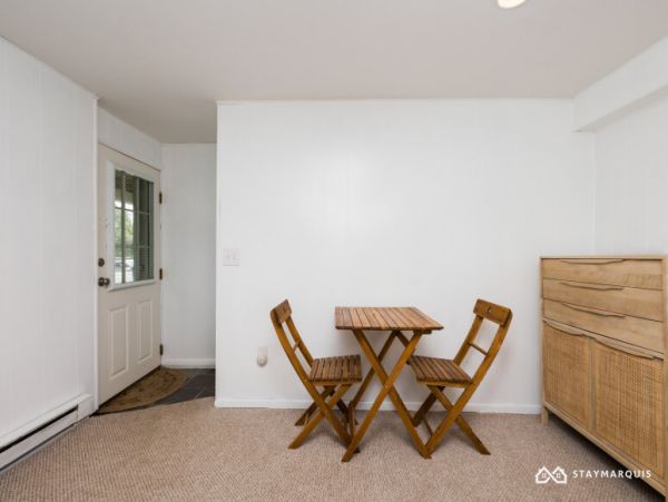 Hamptons Home 1020345