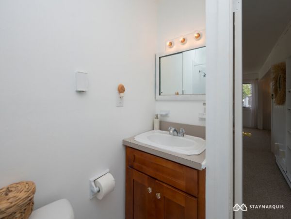 Hamptons Home 1020345